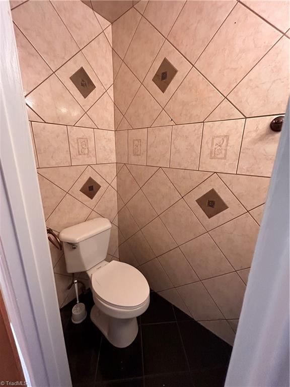 203 Northpoint Avenue, Unit J High Point, NC 27262 - Photo 9 of 19