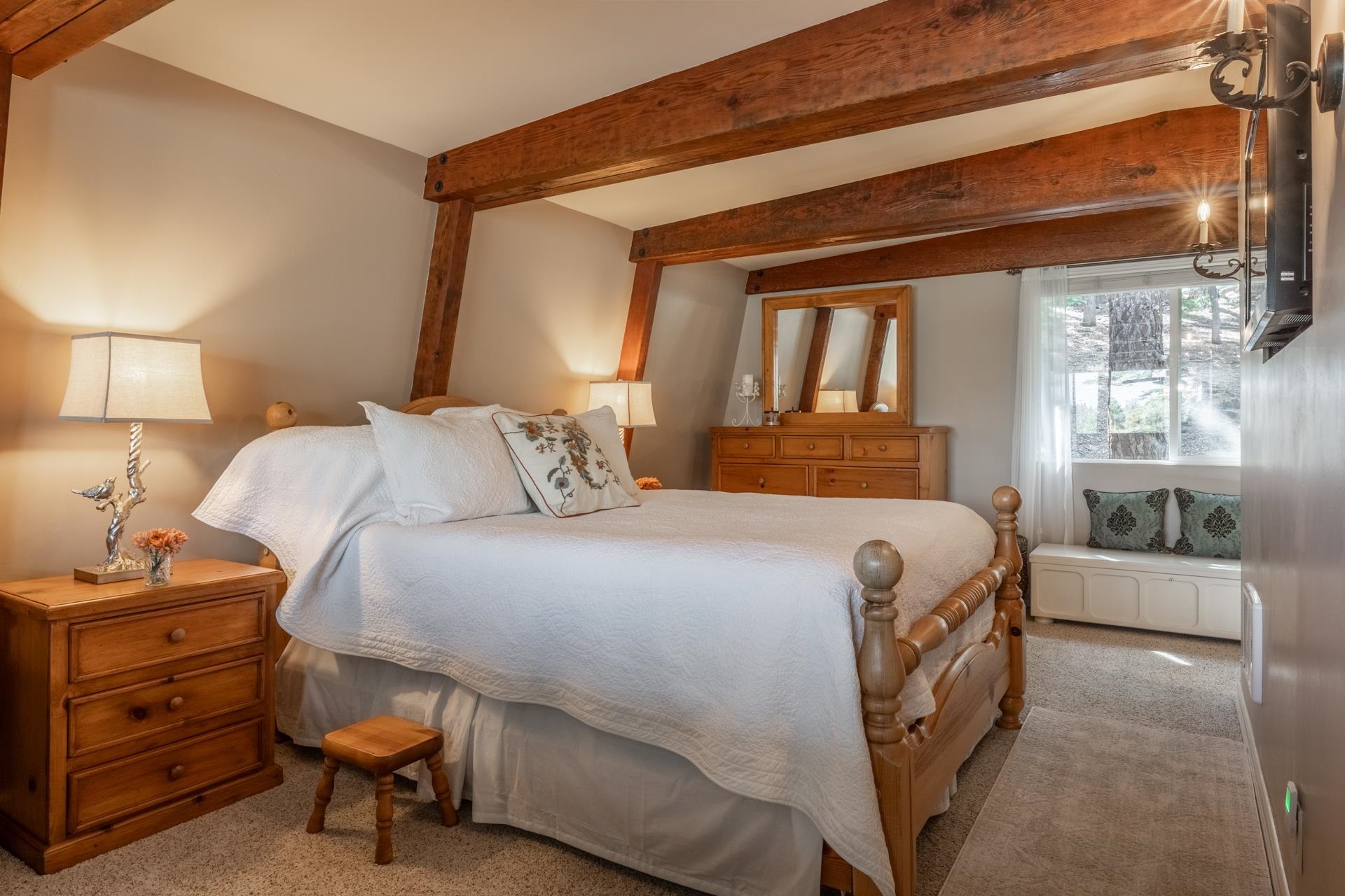 349 Davison Road Mammoth Lakes, CA 93546 - Photo 17 of 43 Bedroom with beamed ceiling and light carpet