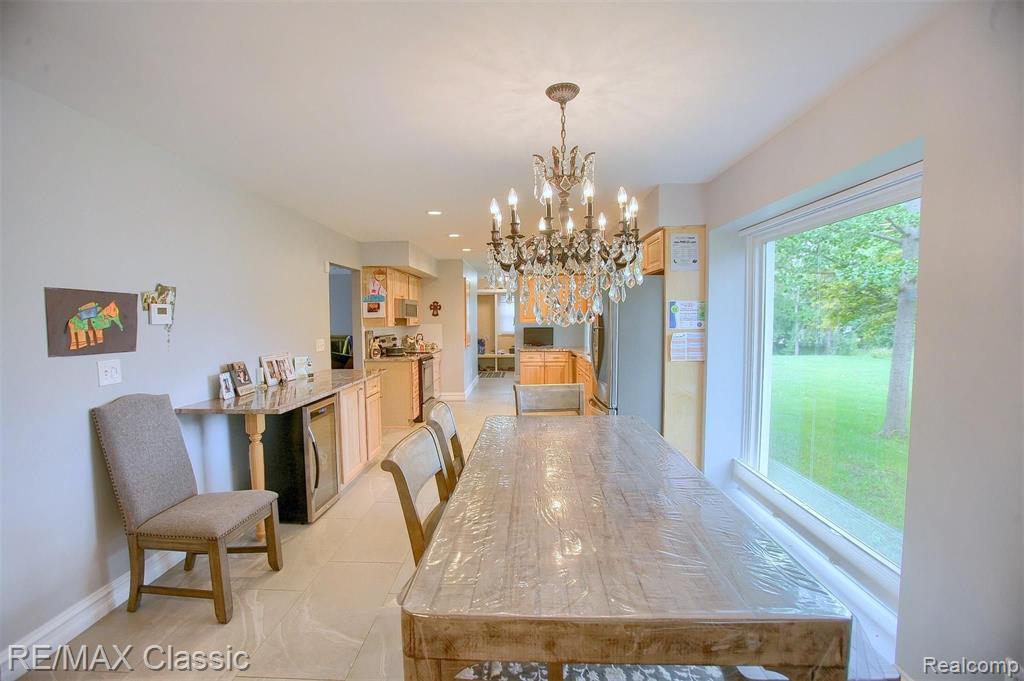 7415 Wing Lake Road Bloomfield Hills, MI 48301 - Photo 11 of 30