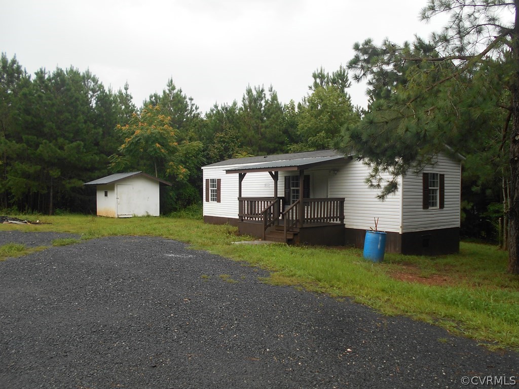 608 Scotts Bottom Road Dillwyn, VA 23936 - Photo 4 of 14