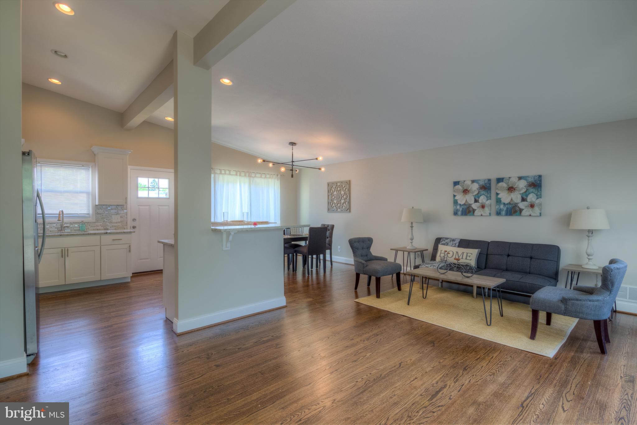 8500 Stevenswood Road Baltimore, MD 21244 - Photo 8 of 30 Gorgeous hardwoods