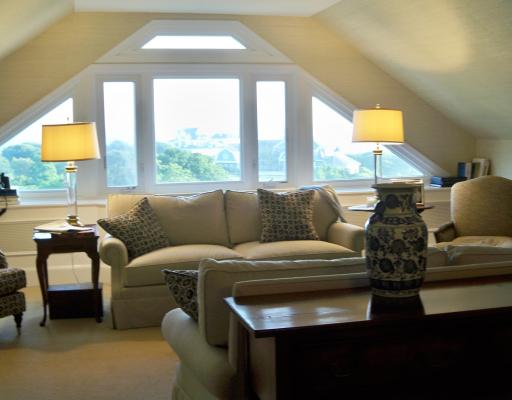 83 Ocean Avenue, Unit 6 Newport, RI 02840 - Photo 4 of 11 Living Room.
