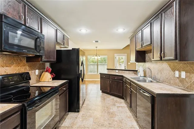 $230,000 | 41911 Snowball Circle, Ponchatoula, LA 70454