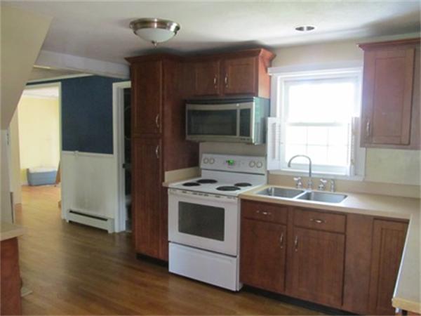 81 Dunstable Road Westford, MA 01886 - Photo 4 of 13 Gallery Image 4