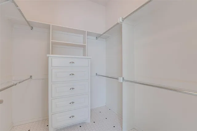 a view of walk in closet