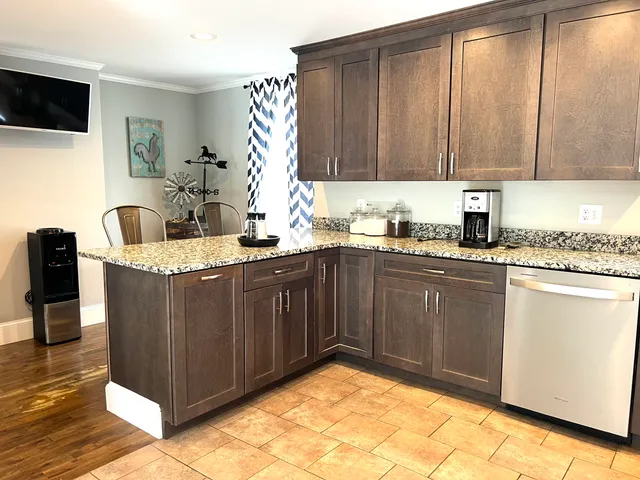 $1,400,000 | 148 College Avenue, Orono, ME 04473