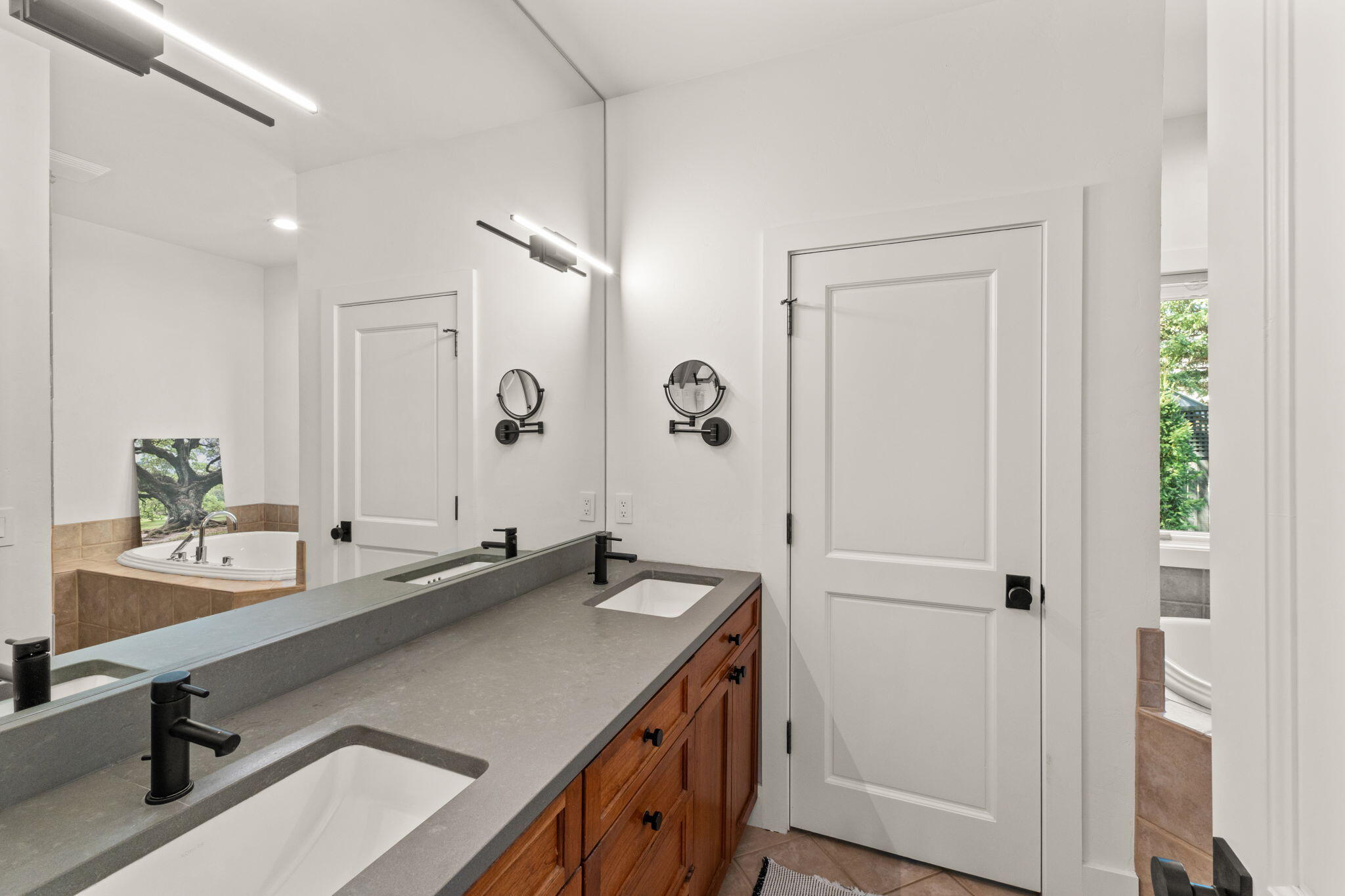 101 Cloverly Lane Hailey, ID 83333 - Photo 20 of 46 Primary Bathroom