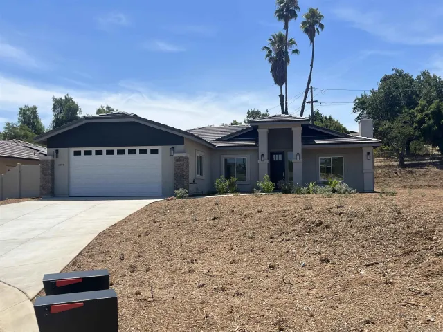 $997,500 | 11977 Raceway, Lakeside, CA 92040