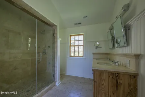 $2,150,000 | 304 Hickey Hill Road, Sheffield, MA 01257