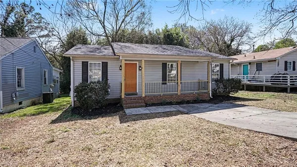 $220,000 | 224 Friendly Avenue, High Point, NC 27260