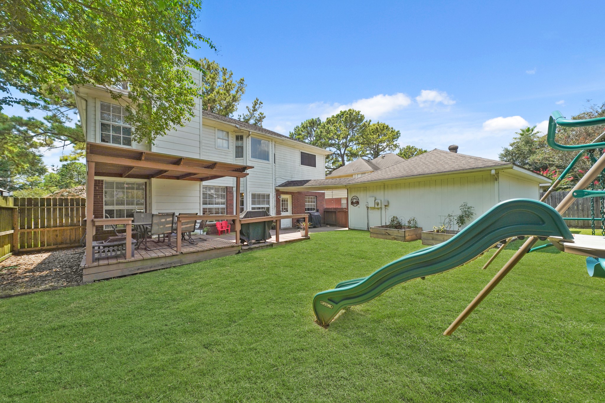 16114 Kintyre Point Road Houston, TX 77095 - Photo 35 of 39 Do not wait to see this home! It is move in ready and a few streets away from the neighborhood tennis courts, playground and pool.