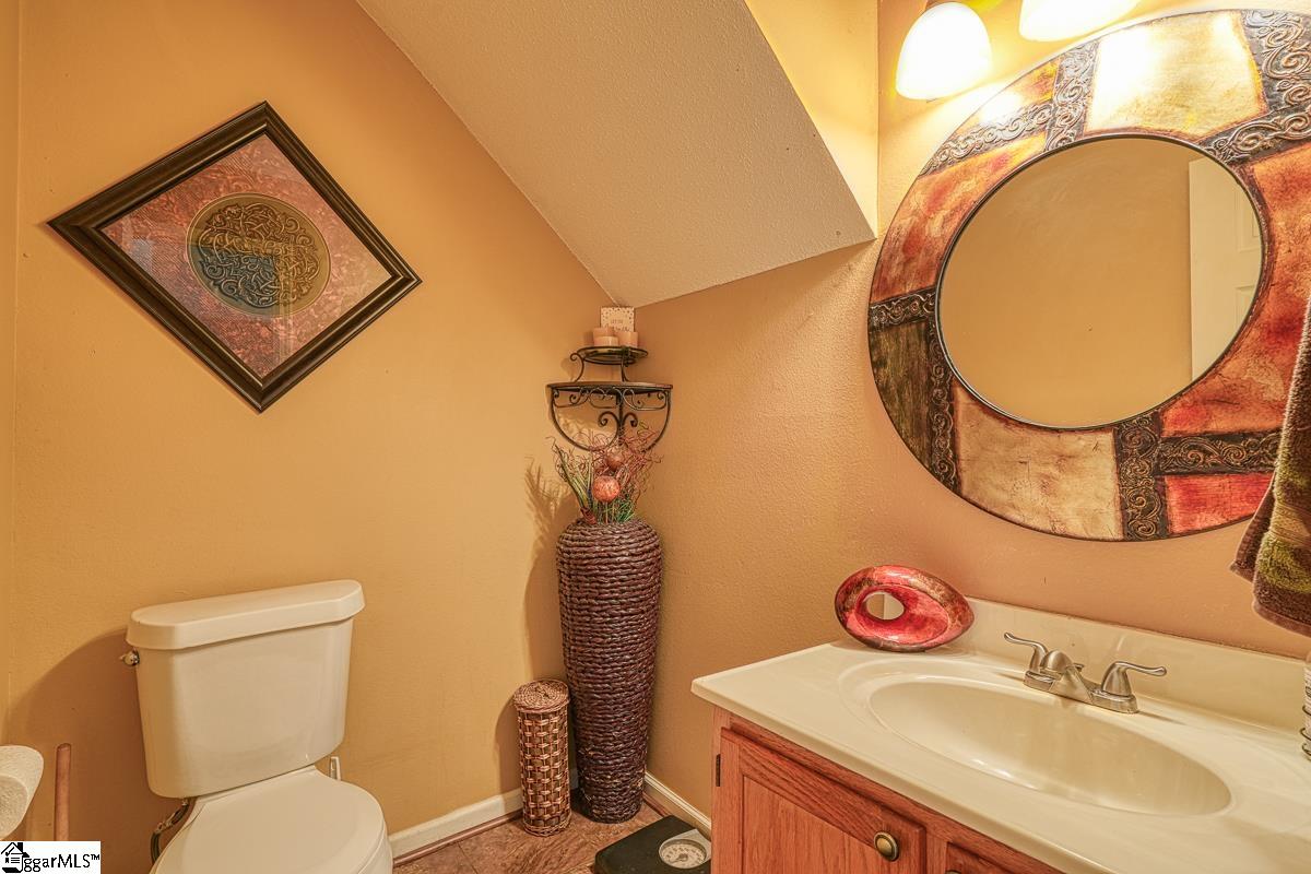 508 Country Garden Drive Fountain Inn, SC 29644 - Photo 14 of 30