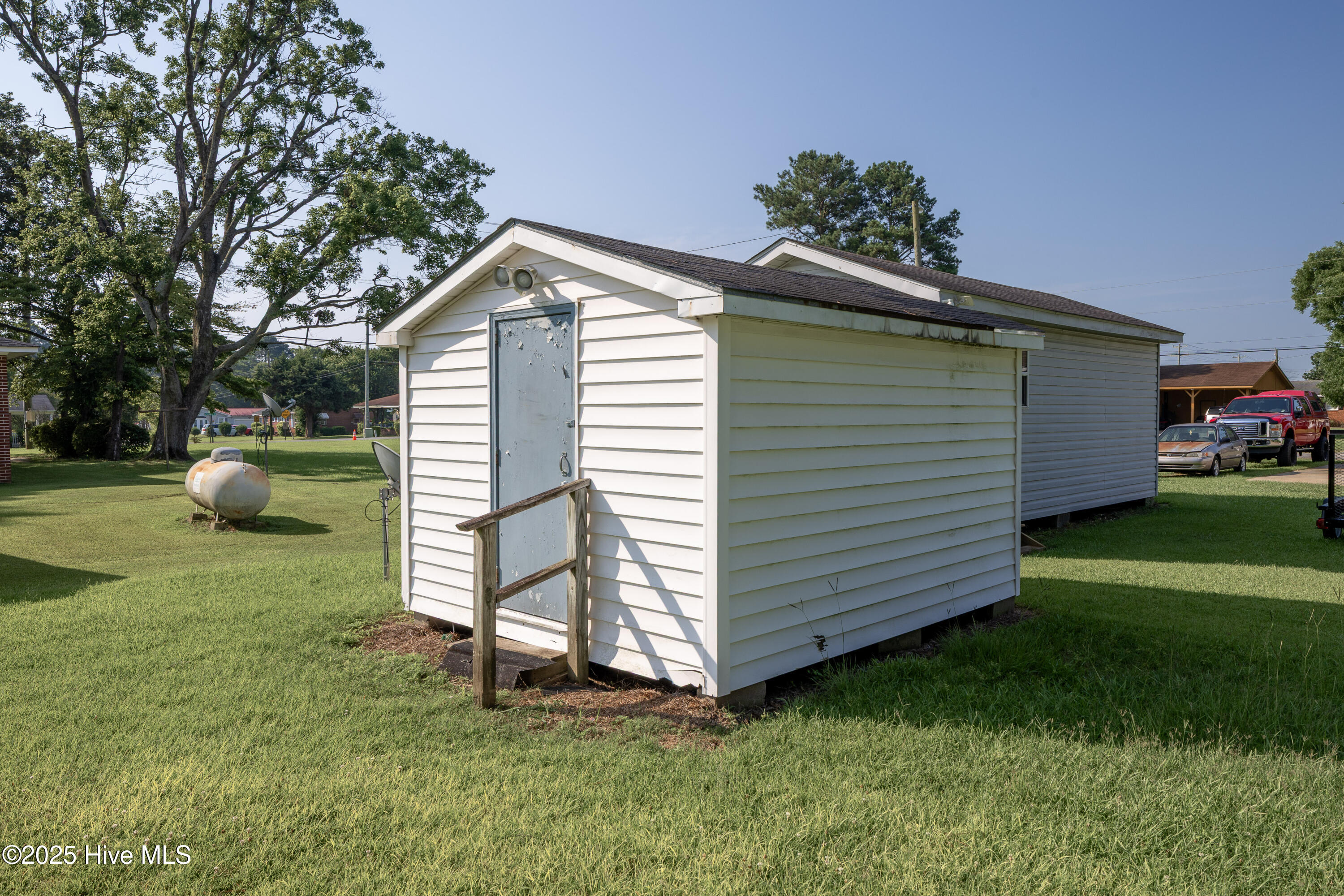 105 Davis Street Clinton, NC 28328 - Photo 31 of 31 105 Davis St27