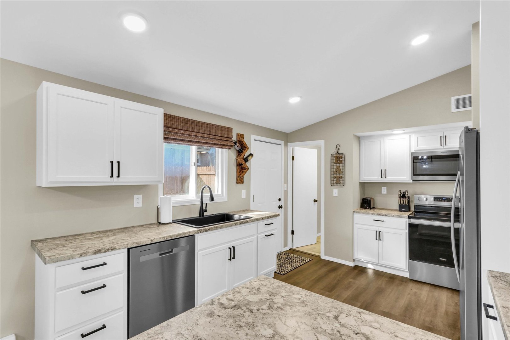 209 West Strong Street Tolono, IL 61880 - Photo 16 of 33