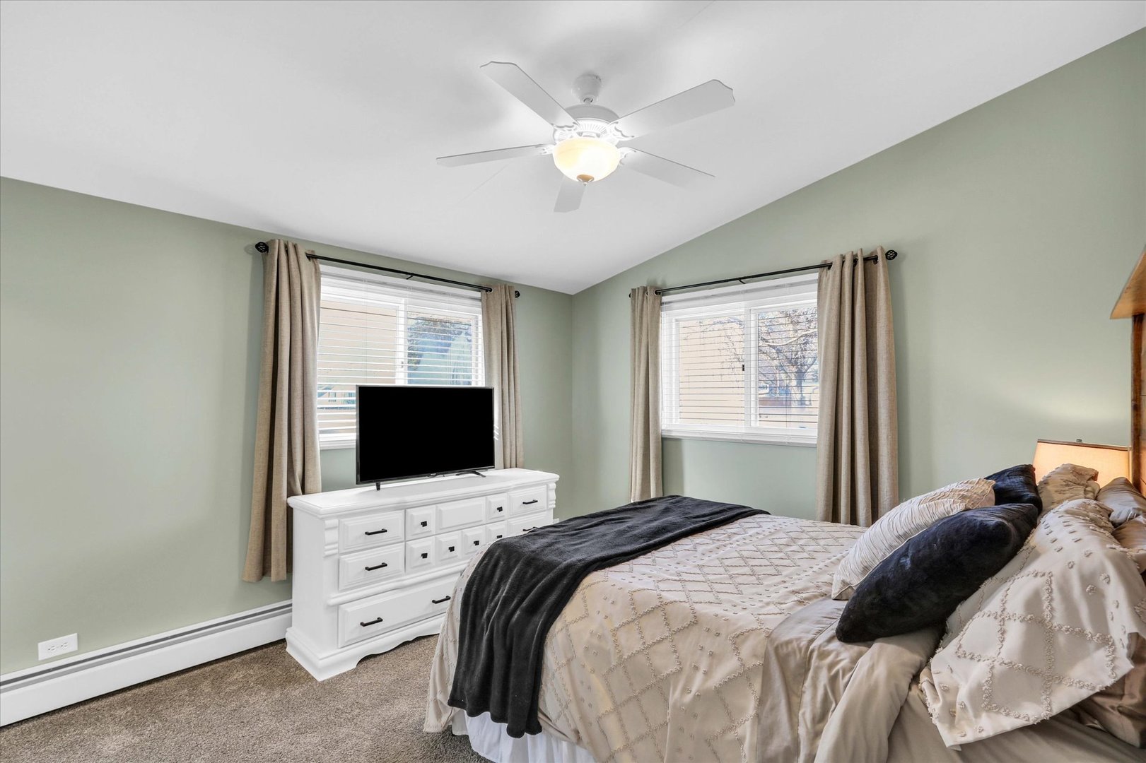 209 West Strong Street Tolono, IL 61880 - Photo 20 of 33