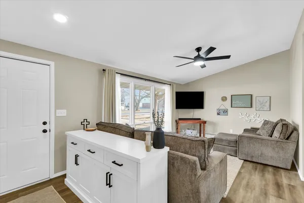 $210,000 | 209 West Strong Street, Tolono, IL 61880