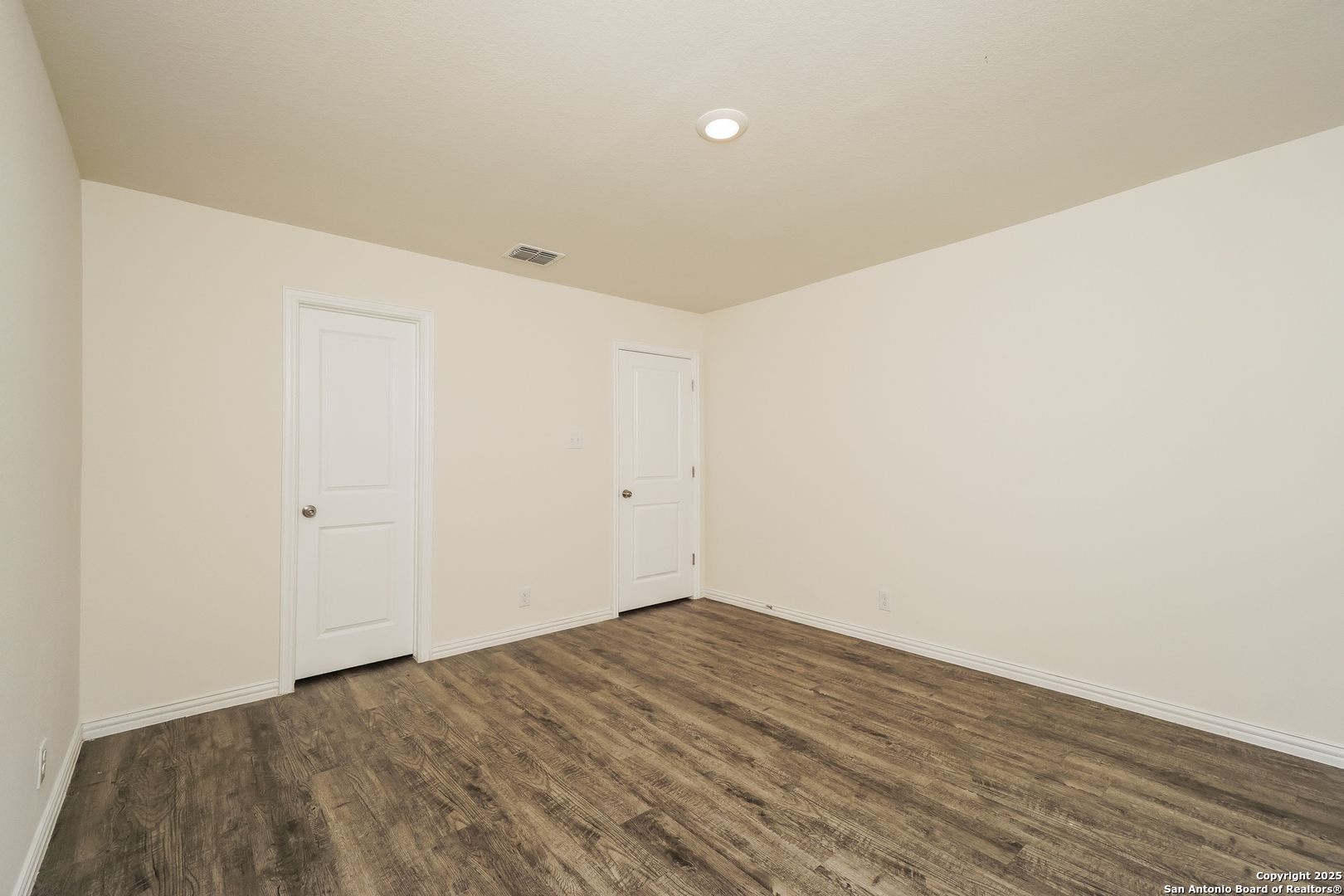 5334 Natho Street San Antonio, TX 78222 - Photo 9 of 21 a view of a room with wooden floor