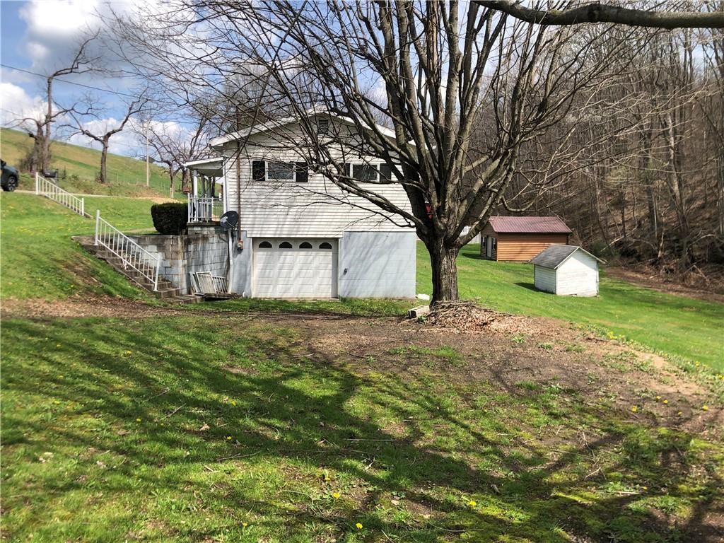 156 Desko Road McClellandtown, PA 15458 - Photo 4 of 48