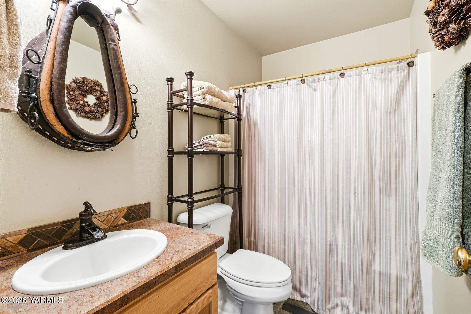 5005 Gamache Road Moxee, WA 98936 - Photo 39 of 48 36 - FullBath