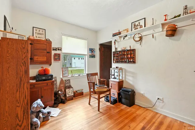 $290,000 | 201 South River Road, North Manchester, IN 46962