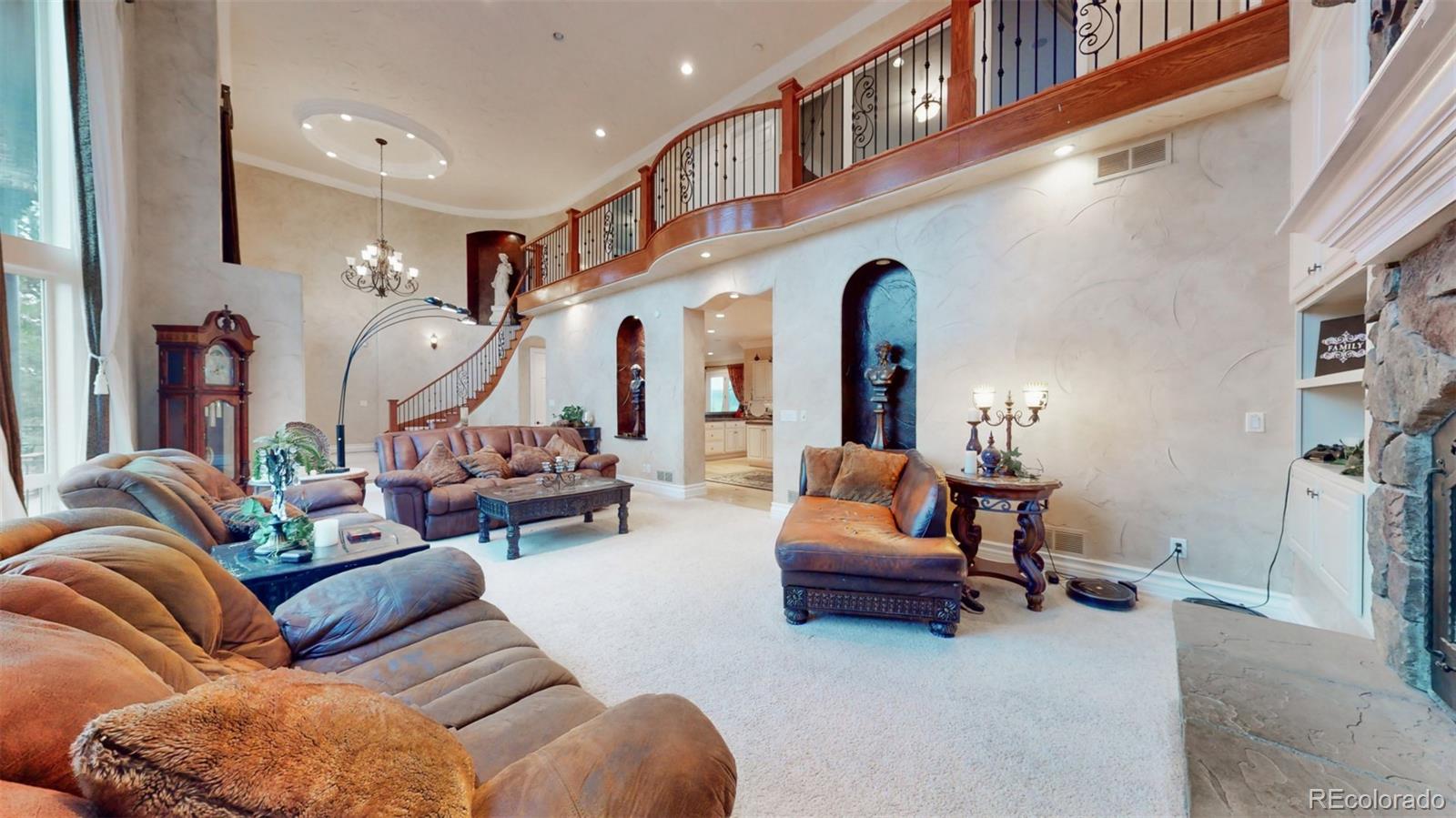 2775 E Highway Monument, CO 80132 - Photo 4 of 40 a living room with furniture