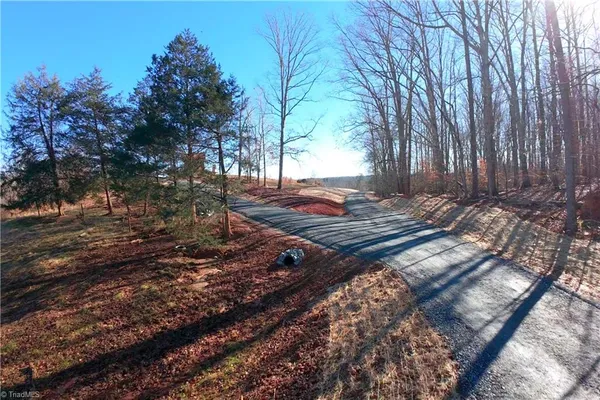 $160,900 | 2 Roby Fulk Road, Pinnacle, NC 27043