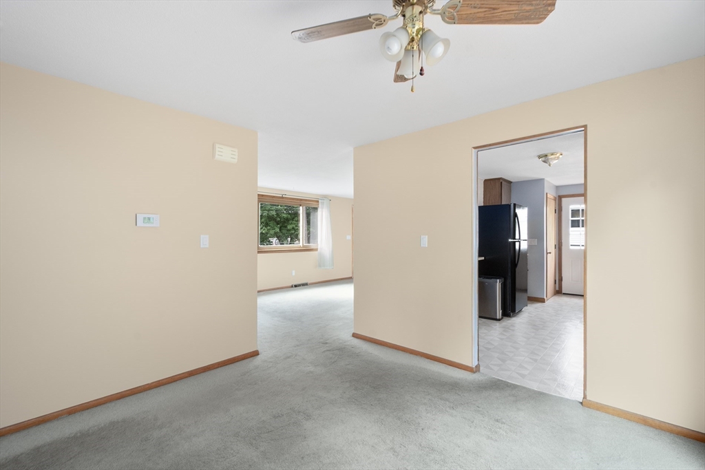 32 Arapahoe Road Bellingham, MA 02019 - Photo 7 of 32