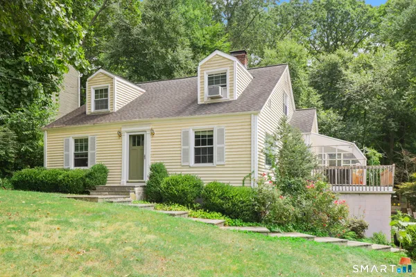 $529,900 | 22 Beverly Road, Trumbull, CT 06611