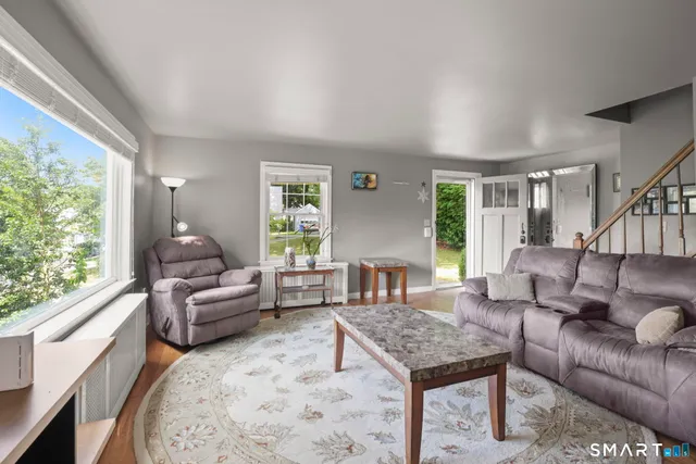 $529,900 | 22 Beverly Road, Trumbull, CT 06611