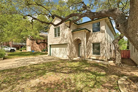 $599,995 | 5812 Kayview Drive, Austin, TX 78749