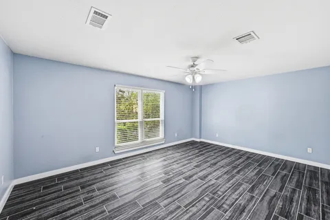 $599,995 | 5812 Kayview Drive, Austin, TX 78749