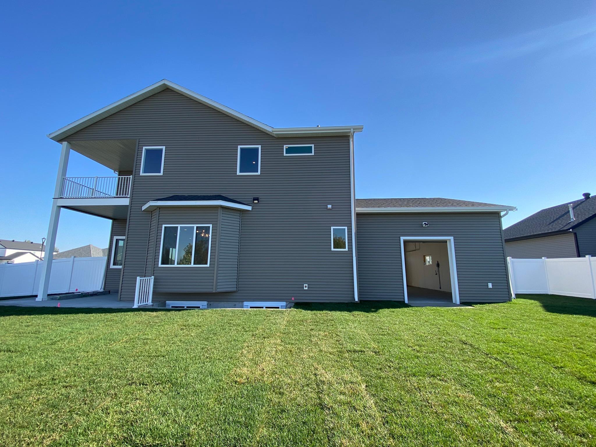 110 19th Street Northeast Barnesville, MN 56514 - Photo 5 of 53