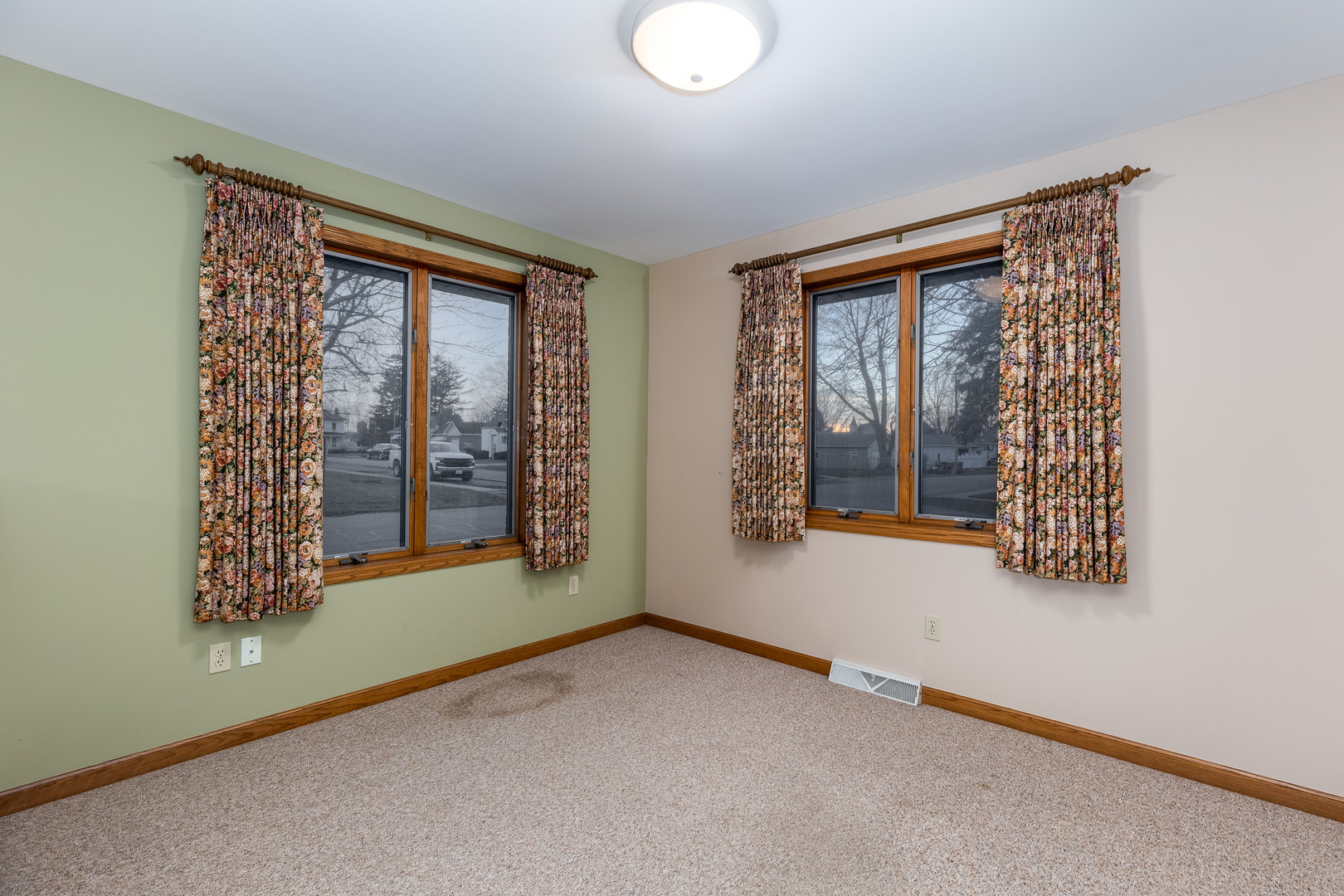 145 Porter Avenue Grand Ridge, IL 61325 - Photo 20 of 32 an empty room with windows