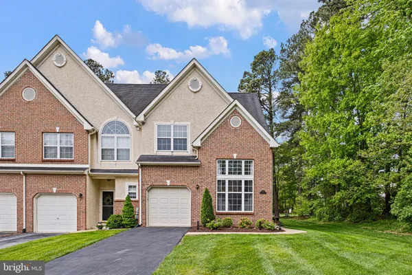 $495,000 | 27 Forest Gate Lane, Wilmington, DE 19810