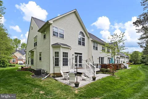 $495,000 | 27 Forest Gate Lane, Wilmington, DE 19810