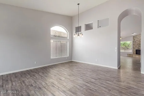$2,750 | 7037 East Regina Street, Mesa, AZ 85207
