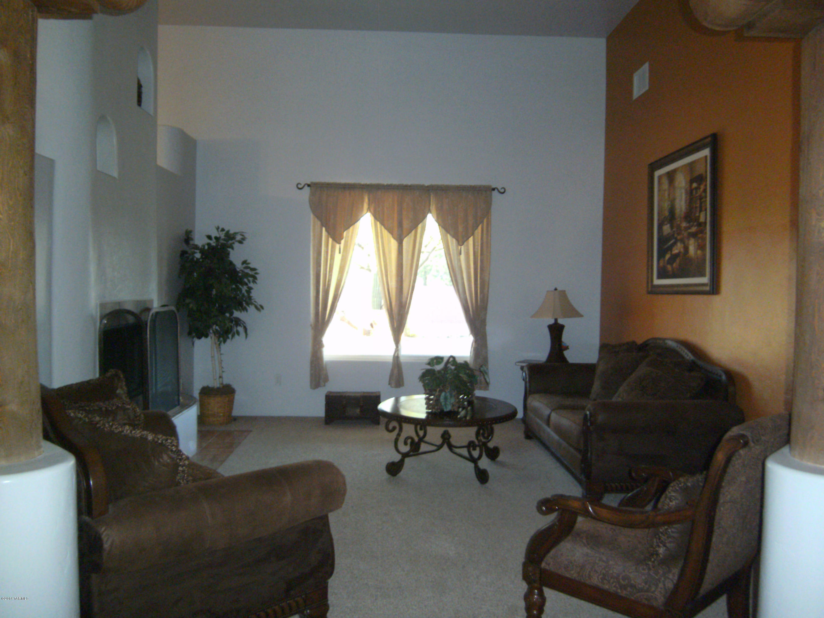 11561 East Tanque Verde Road Tucson, AZ 85749 - Photo 3 of 33