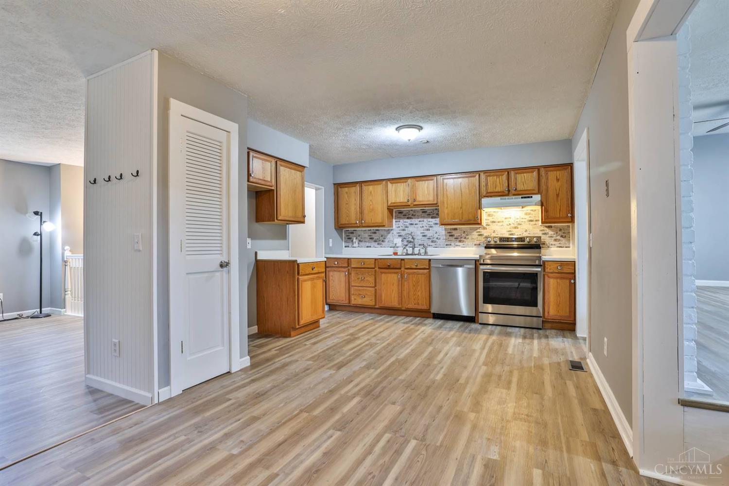 10884 West Road Harrison, OH 45030 - Photo 12 of 44 Gallery Image 12