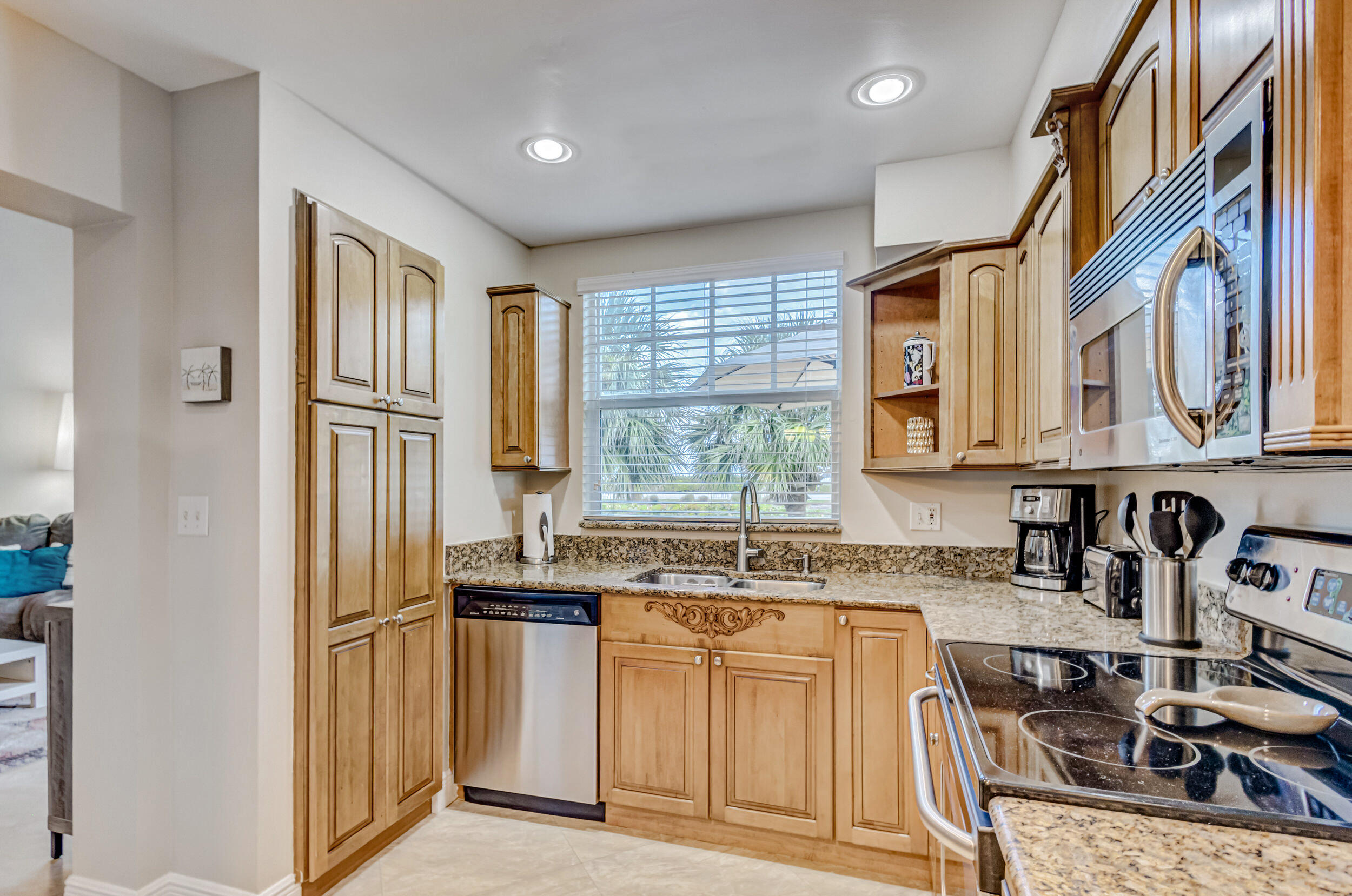 406 Mainsail Circle Jupiter, FL 33477 - Photo 25 of 69 28_5d1a4859
