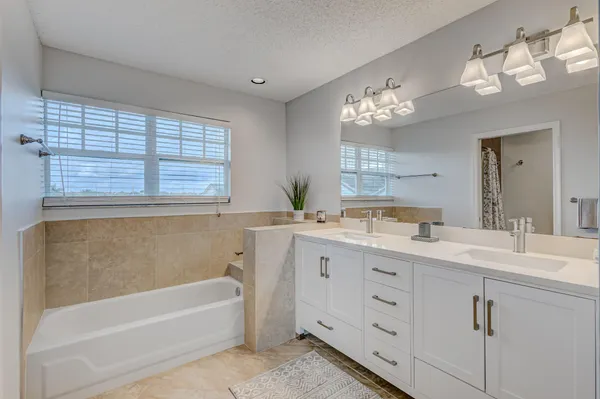 $8,500 | 406 Mainsail Circle, Jupiter, FL 33477