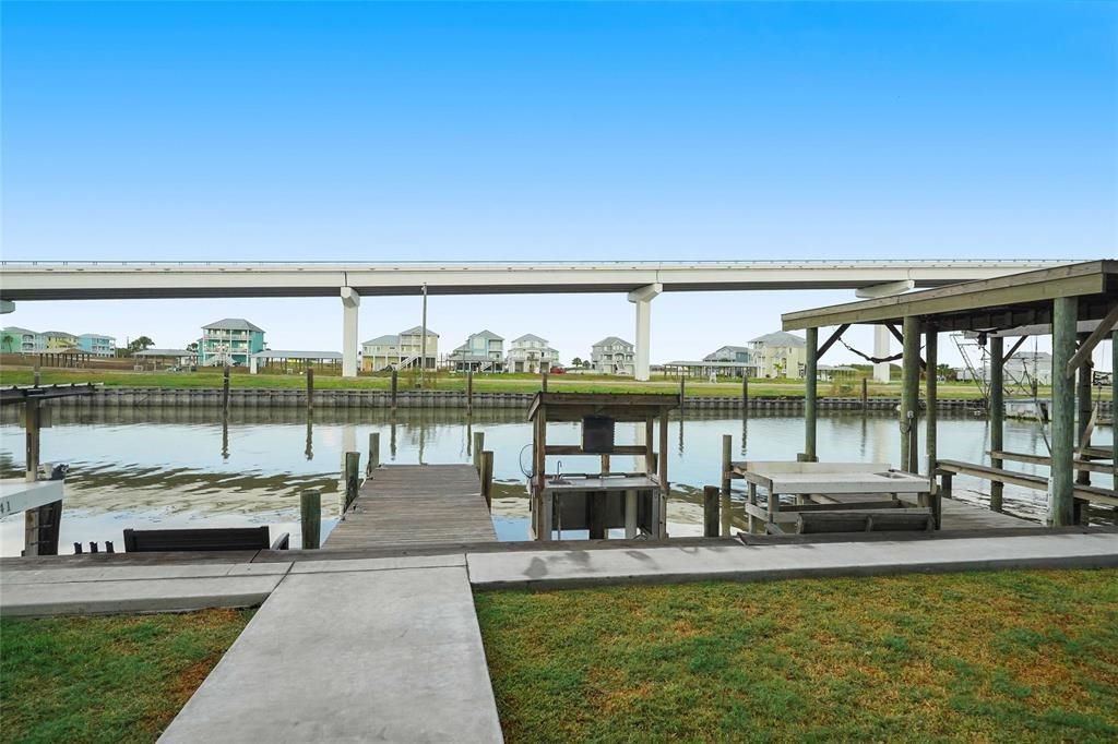 143 Boat Slip Road Matagorda, TX 77457 - Photo 2 of 19 Gallery Image 2