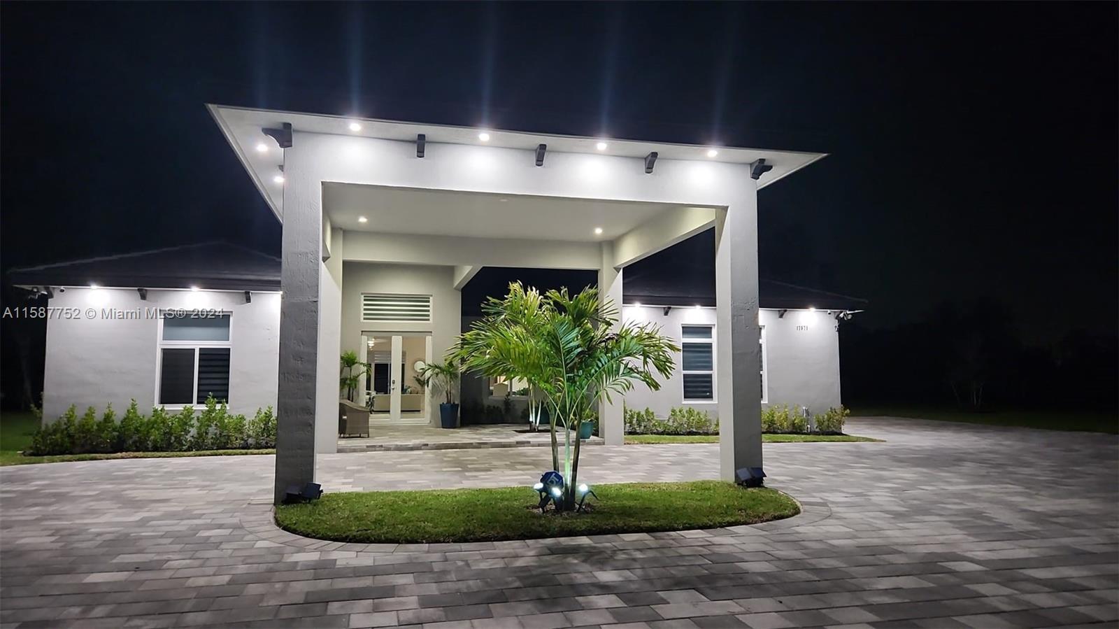 17575 Southwest 280th St  