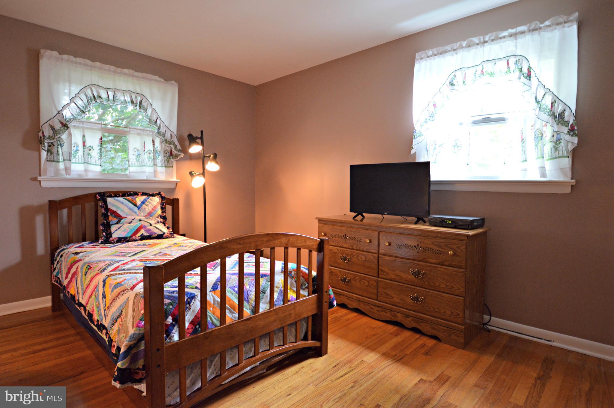 511 Spring Avenue Lititz, PA 17543 - Photo 16 of 29 Bedroom 2 View 1 - Hardwood floors