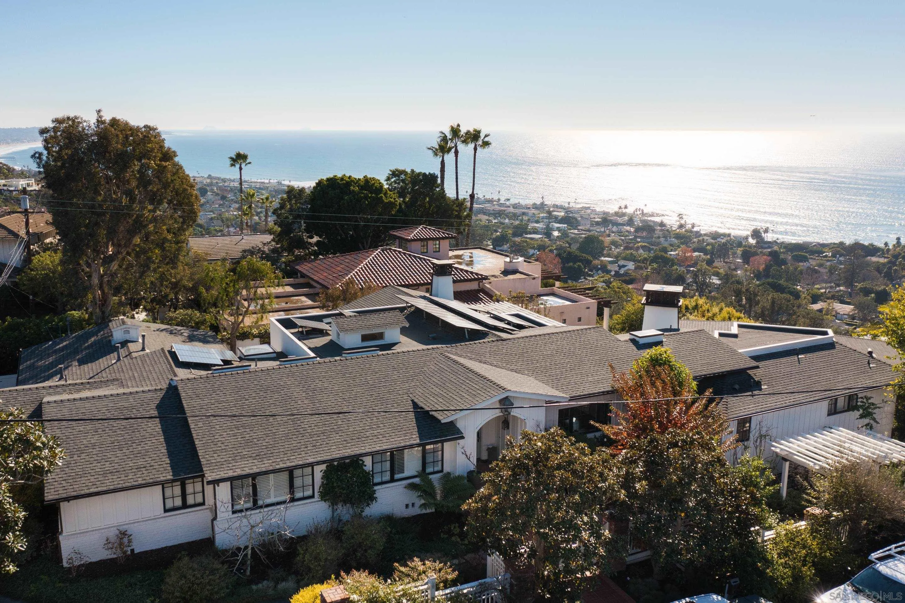 935 Havenhurst Drive La Jolla, CA 92037 - Photo 12 of 21 a view of a city from a terrace