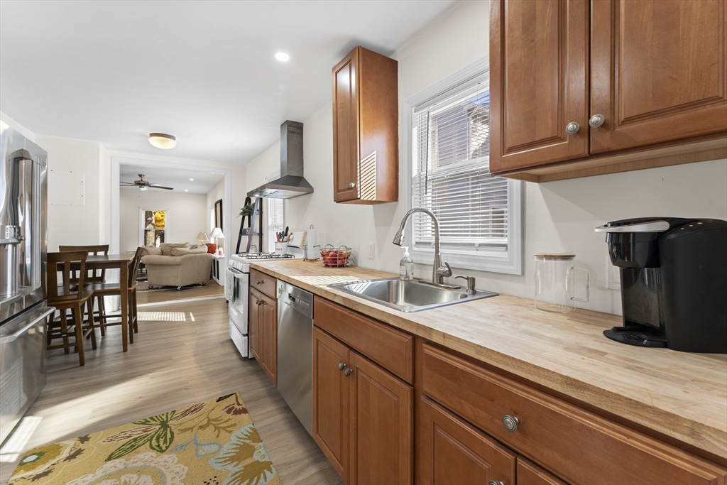 1011 Webster Street Needham, MA 02492 - Photo 26 of 42