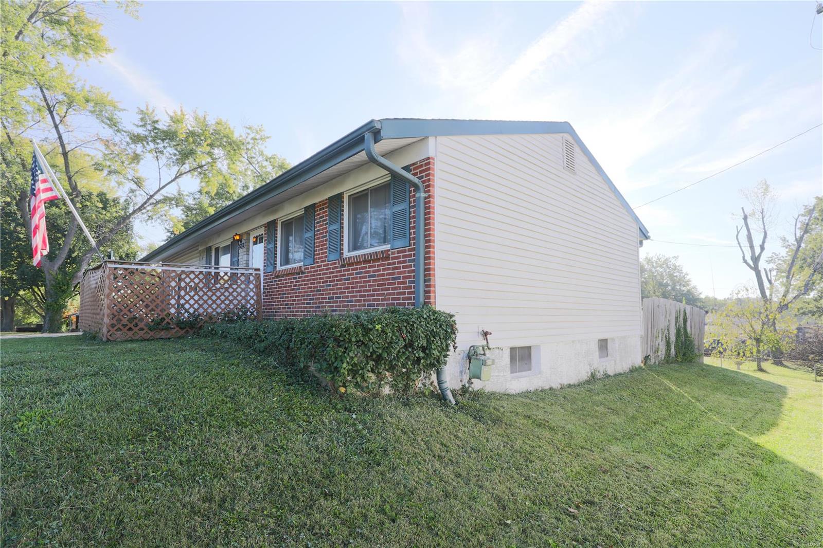 2212 Valley Park Road Fenton, MO 63026 - Photo 3 of 31 Gallery Image 3
