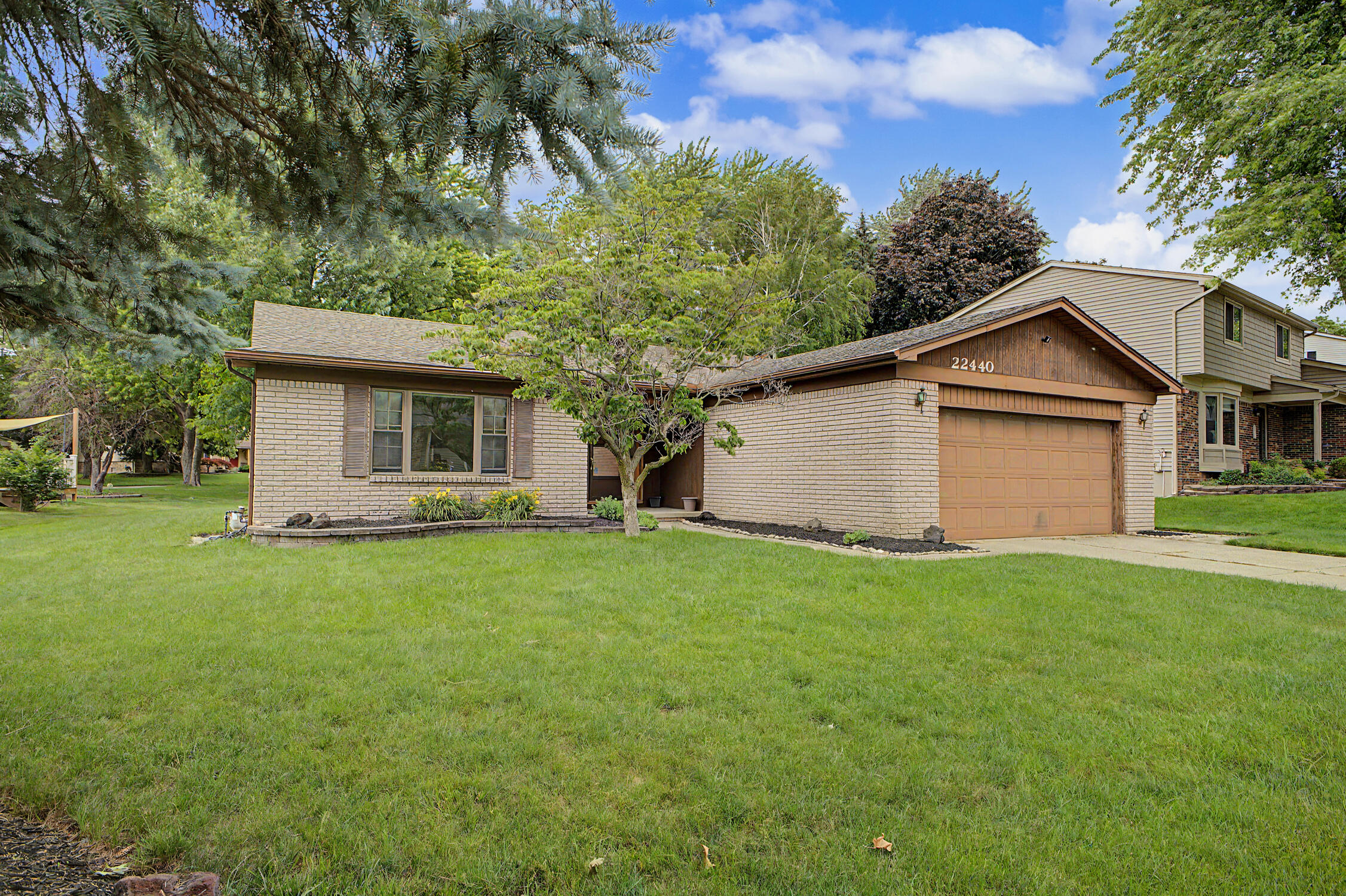 22440 Mill Road Novi, MI 48375 - Photo 2 of 39 03