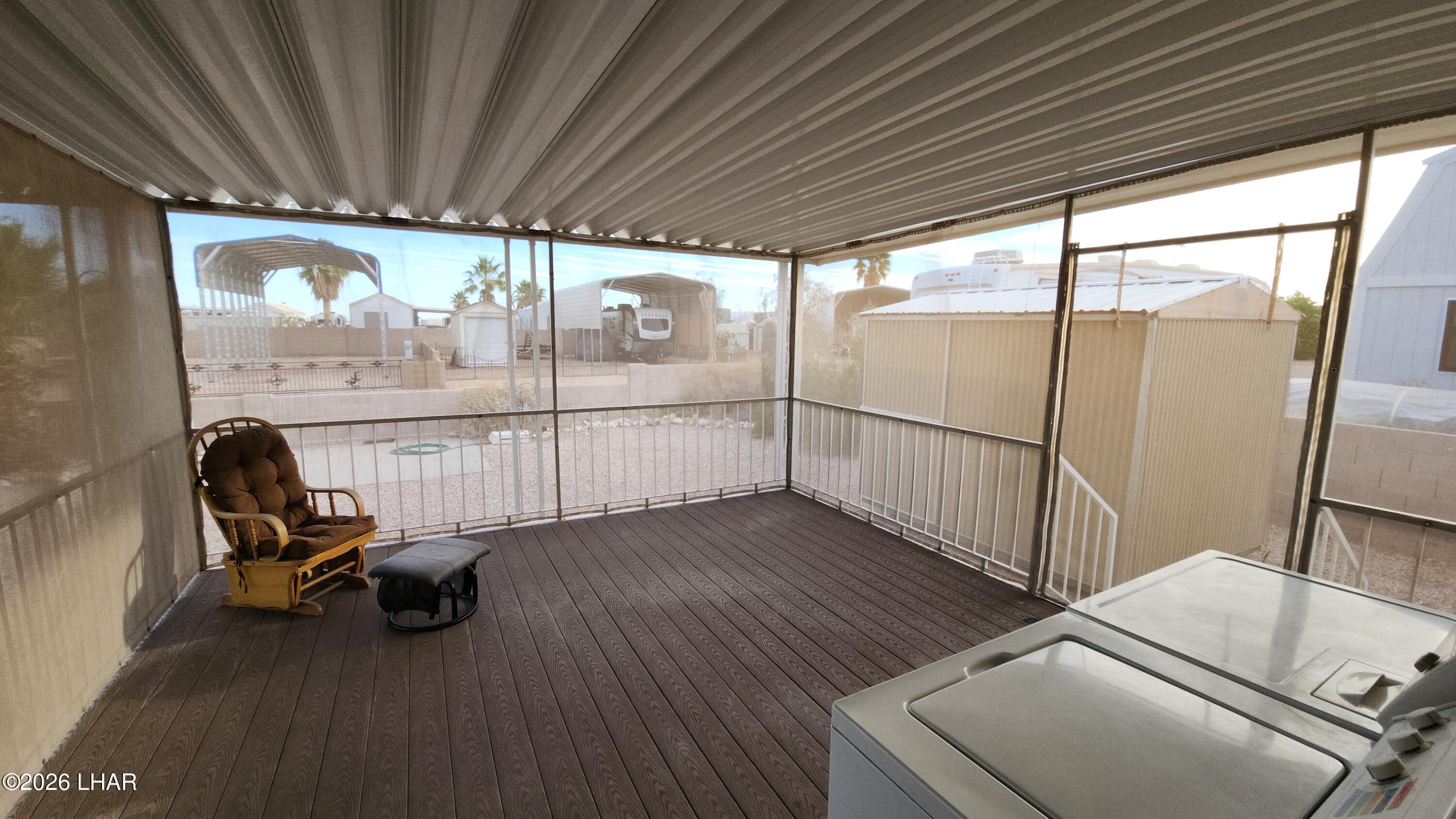 41 North Sagebrush Road Quartzsite, AZ 85346 - Photo 21 of 33 a view of a furniture in wooden floor