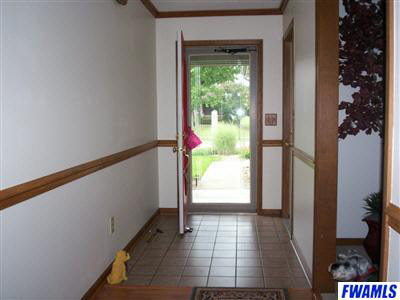 8518 Stand Ridge Run Fort Wayne, IN 46825 - Photo 2 of 16 Gallery Image 2