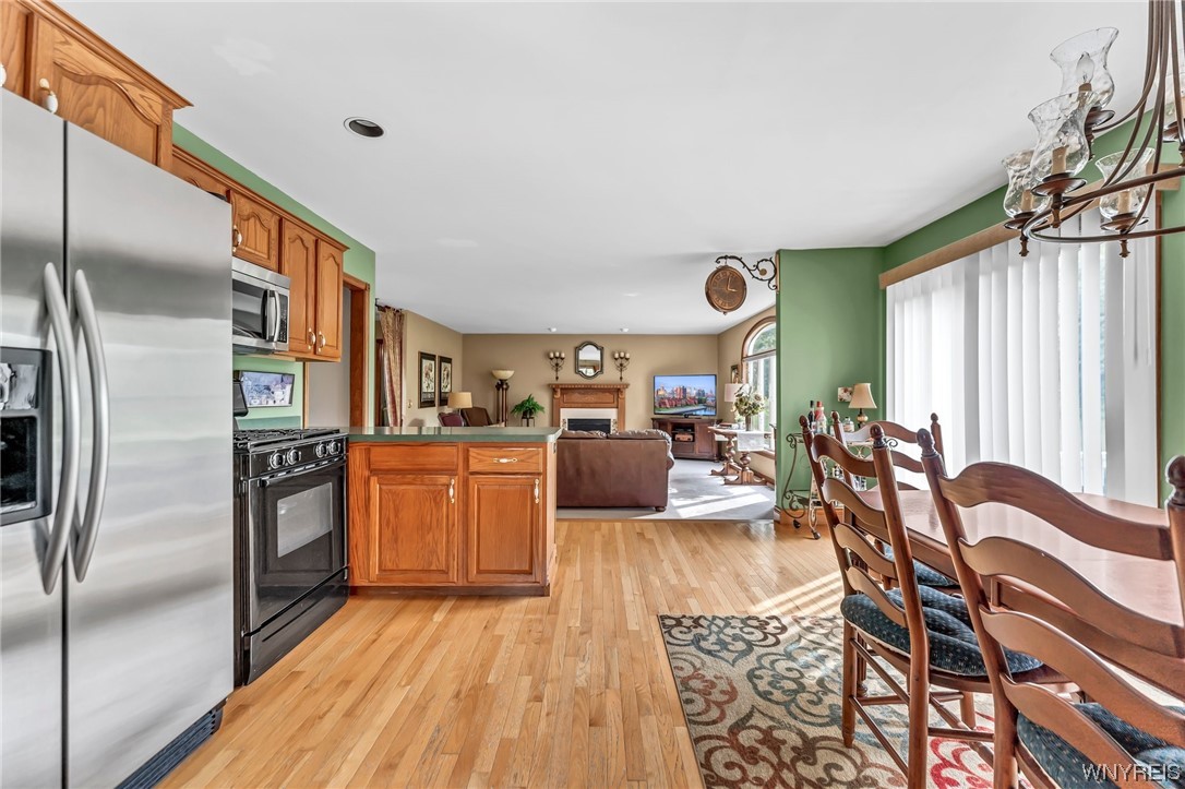 4586 Killian Road Pendleton, NY 14120 - Photo 5 of 49